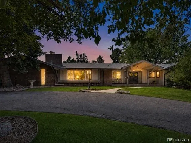 11 Meadowlark Lane Littleton, CO 80123