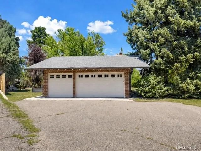 11 Meadowlark Lane Littleton, CO 80123