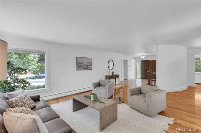 11 Meadowlark Lane Littleton, CO 80123