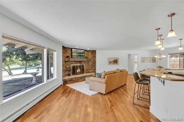 11 Meadowlark Lane Littleton, CO 80123
