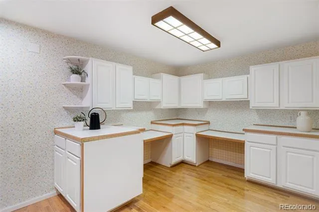 2290 E Columbia Place Denver, CO 80210