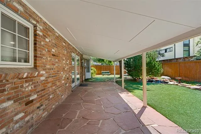 2290 E Columbia Place Denver, CO 80210