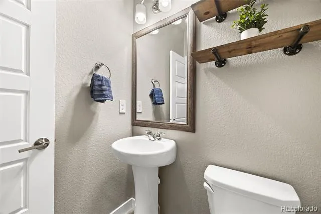 612 E Hinsdale Avenue Littleton, CO 80122