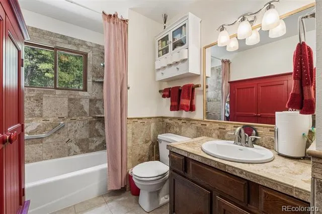225 Hell Canyon Road Estes Park, CO 80517