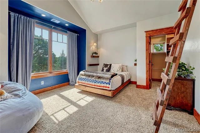 5181 Warbler Court Parker, CO 80134