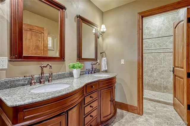 5181 Warbler Court Parker, CO 80134