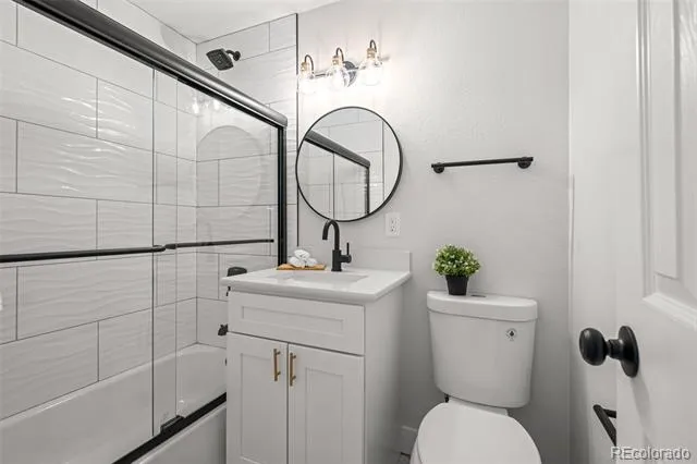 5475 S Lakeview Street Littleton, CO 80120