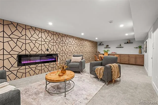 5475 S Lakeview Street Littleton, CO 80120