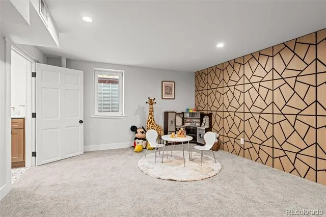 5475 S Lakeview Street Littleton, CO 80120
