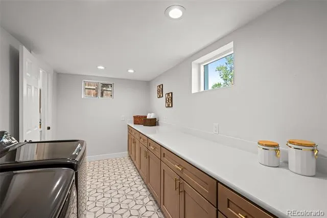 5475 S Lakeview Street Littleton, CO 80120