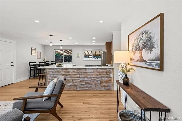 5475 S Lakeview Street Littleton, CO 80120