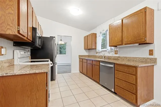 4626 W 1st St Rd Greeley, CO 80634