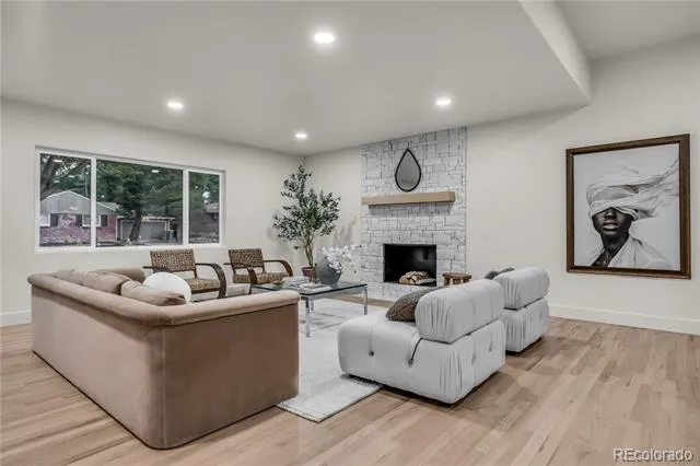 3091 S Holly Place Denver, CO 80222
