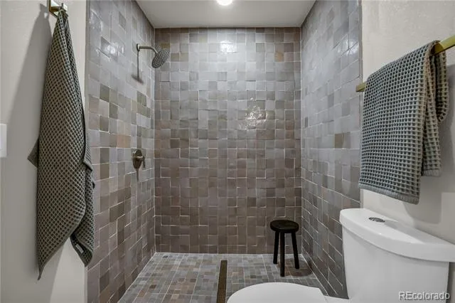 3091 S Holly Place Denver, CO 80222