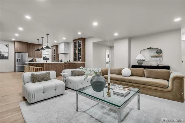 3091 S Holly Place Denver, CO 80222