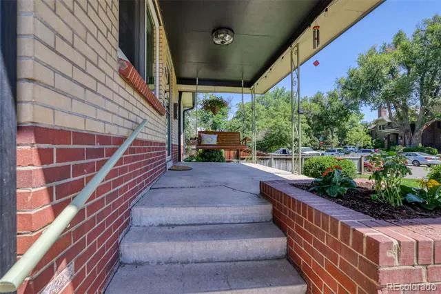 1717 S Clayton Street Denver, CO 80210