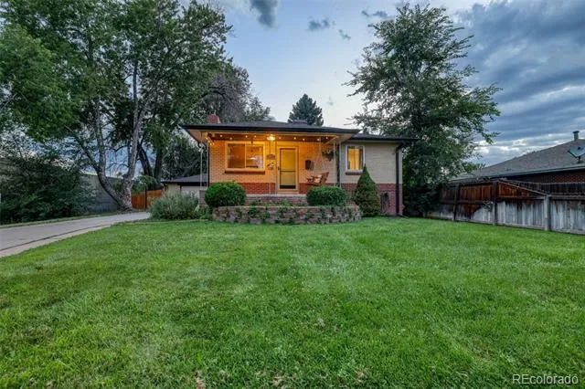 1717 S Clayton Street Denver, CO 80210