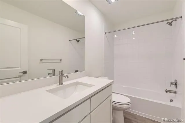 1232 S Algonquian Street Aurora, CO 80018