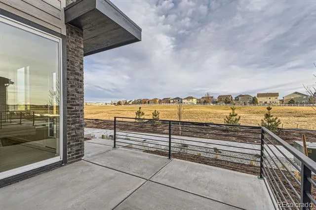1232 S Algonquian Street Aurora, CO 80018