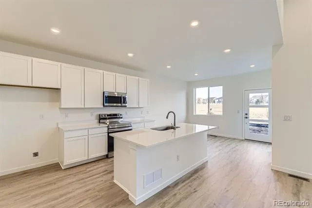 1232 S Algonquian Street Aurora, CO 80018