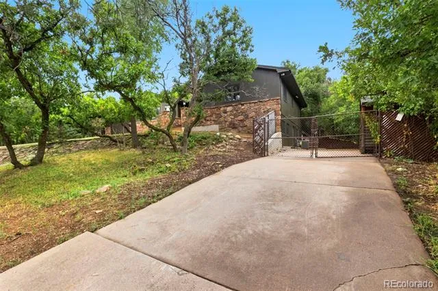 2101 Constellation Drive Colorado Springs, CO 80906