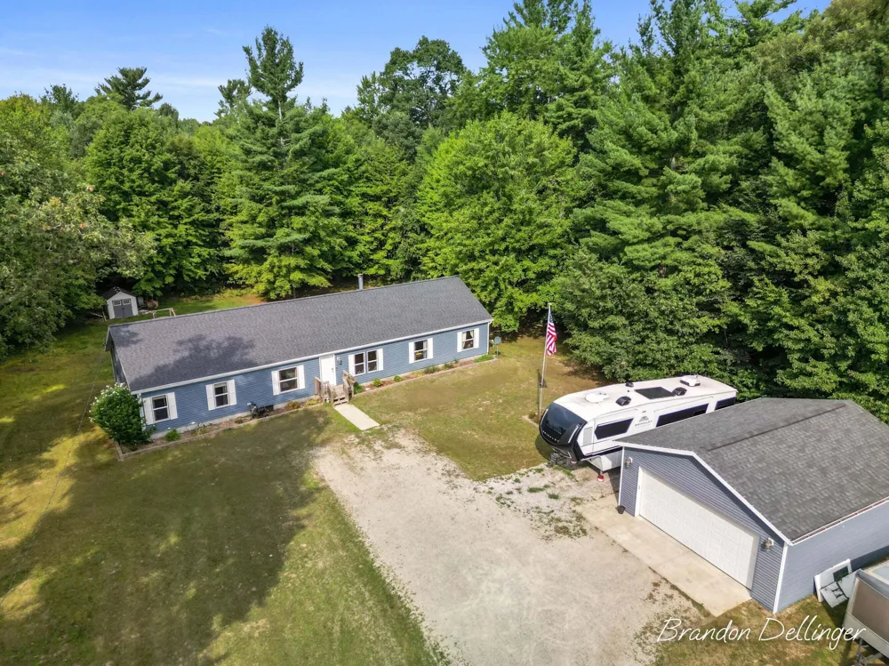 6467 S Croton Hardy Drive Croton Township, MI 49337