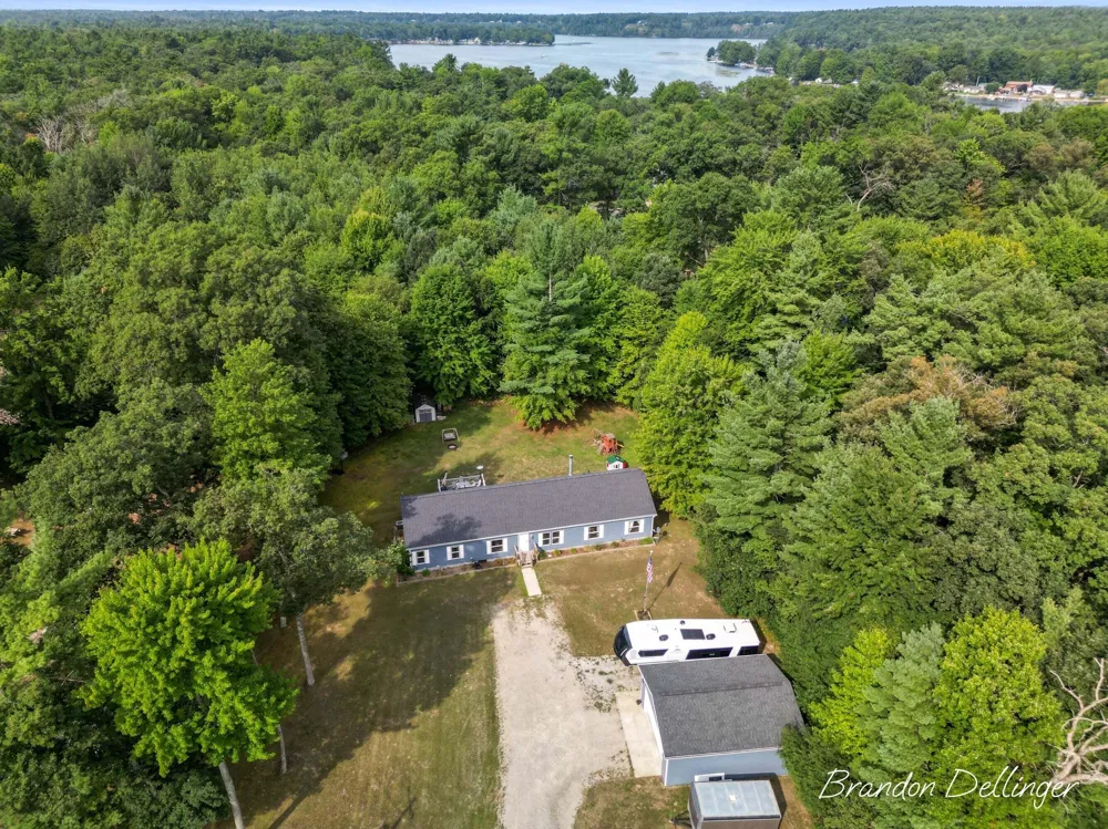 6467 S Croton Hardy Drive Croton Township, MI 49337