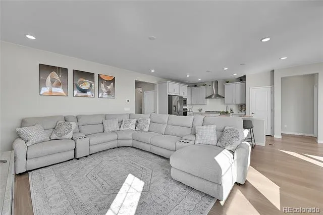 23642 E 40th Avenue Aurora, CO 80019