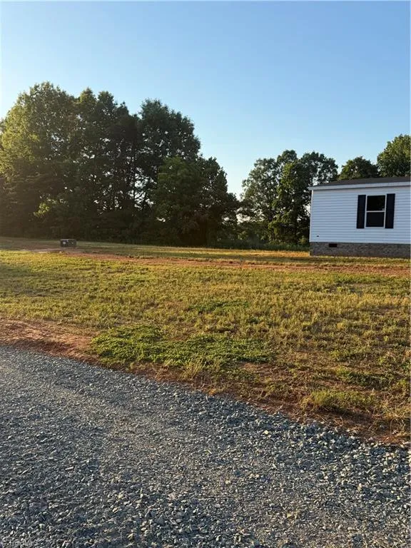 2020 Bethel Church Road #2 Yadkinville, NC 27055