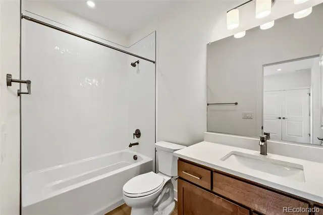 3431 W Elmhurst Place Littleton, CO 80120