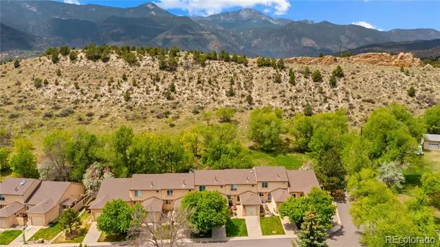 652 Echo Lane Colorado Springs, CO 80904