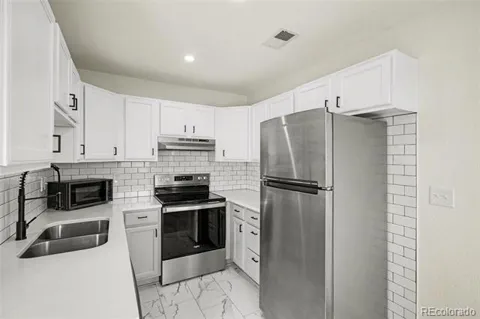3200 S Federal Boulevard #2-5