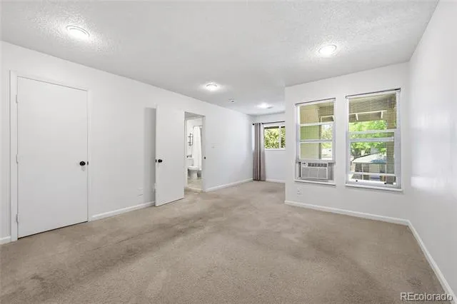 5975 S Willow Way Englewood, CO 80111