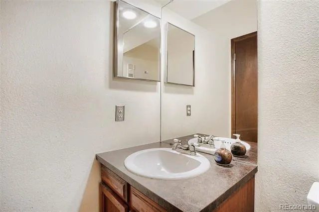 14424 E Carolina Drive Aurora, CO 80012