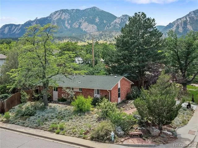 3290 Darley Avenue Boulder, CO 80305
