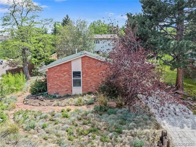 3290 Darley Avenue Boulder, CO 80305
