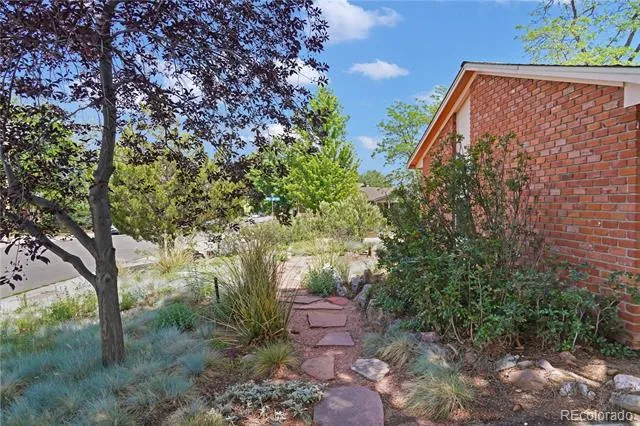 3290 Darley Avenue Boulder, CO 80305