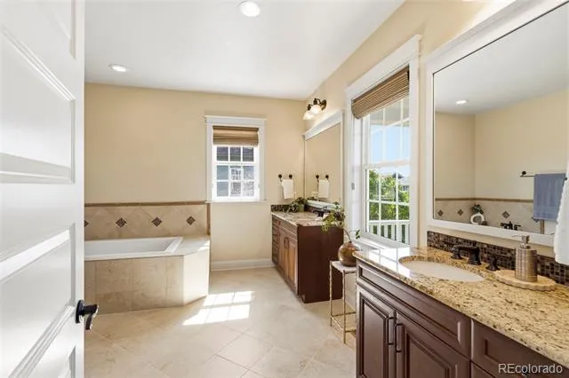 9427 E 51st Drive Denver, CO 80238