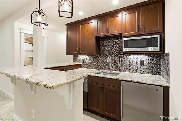 9427 E 51st Drive Denver, CO 80238