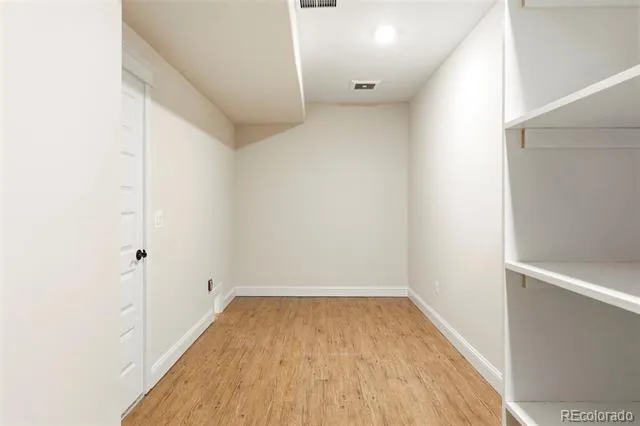 9427 E 51st Drive Denver, CO 80238