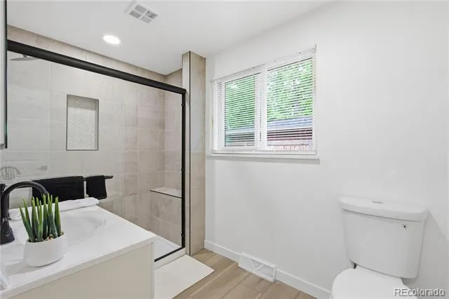 6033 Hoyt Court Arvada, CO 80004