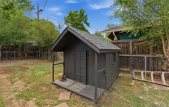 6033 Hoyt Court Arvada, CO 80004