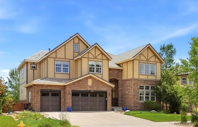 9462 Noble Way Arvada, CO 80007