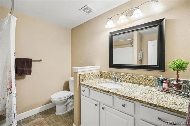 9462 Noble Way Arvada, CO 80007