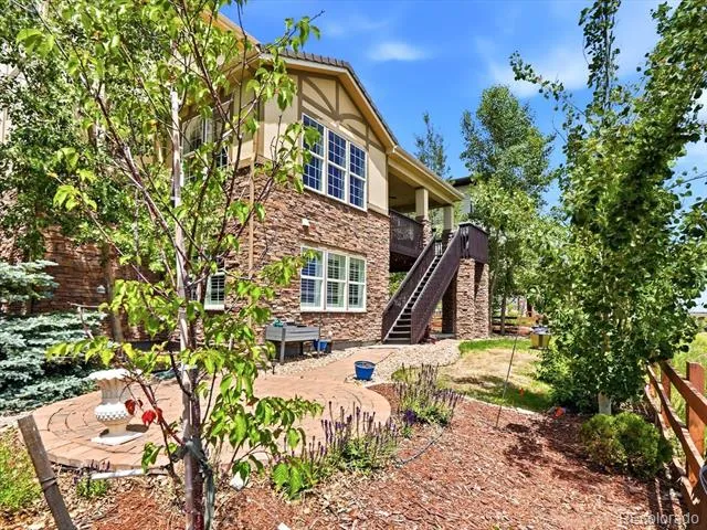 9462 Noble Way Arvada, CO 80007