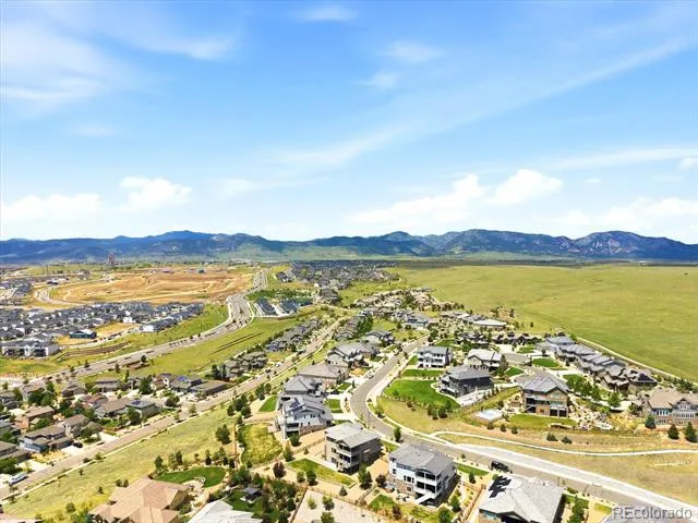 9462 Noble Way Arvada, CO 80007