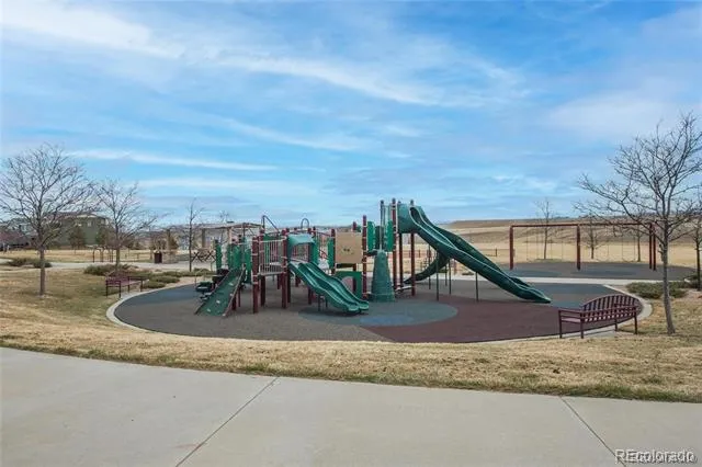 9462 Noble Way Arvada, CO 80007