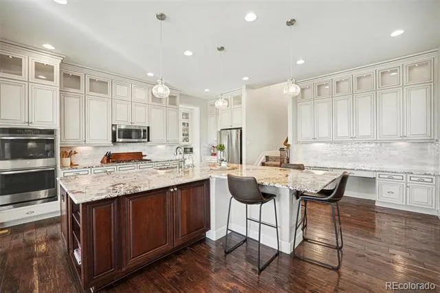 9462 Noble Way Arvada, CO 80007