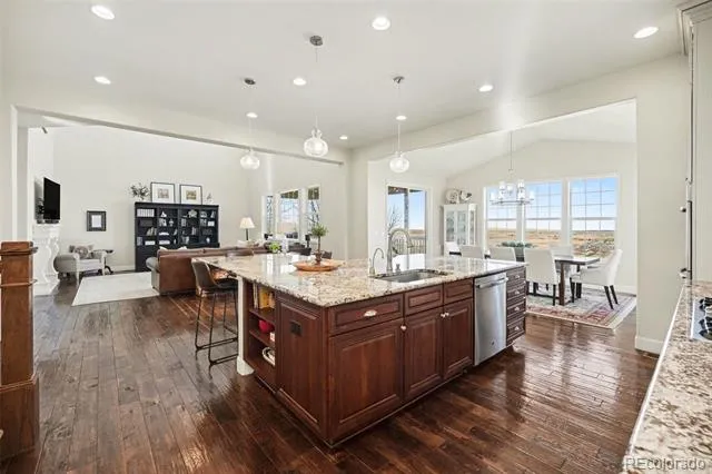 9462 Noble Way Arvada, CO 80007
