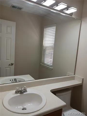 1198 THORNBURY PLACE Highlands Ranch, CO 80129